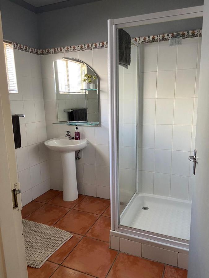 Karoo Heart Apartment Beaufort West Bagian luar foto