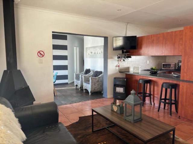 Karoo Heart Apartment Beaufort West Bagian luar foto