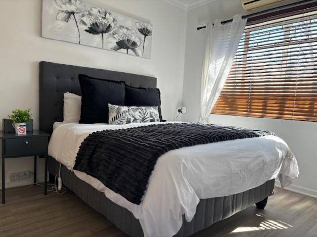 Karoo Heart Apartment Beaufort West Bagian luar foto