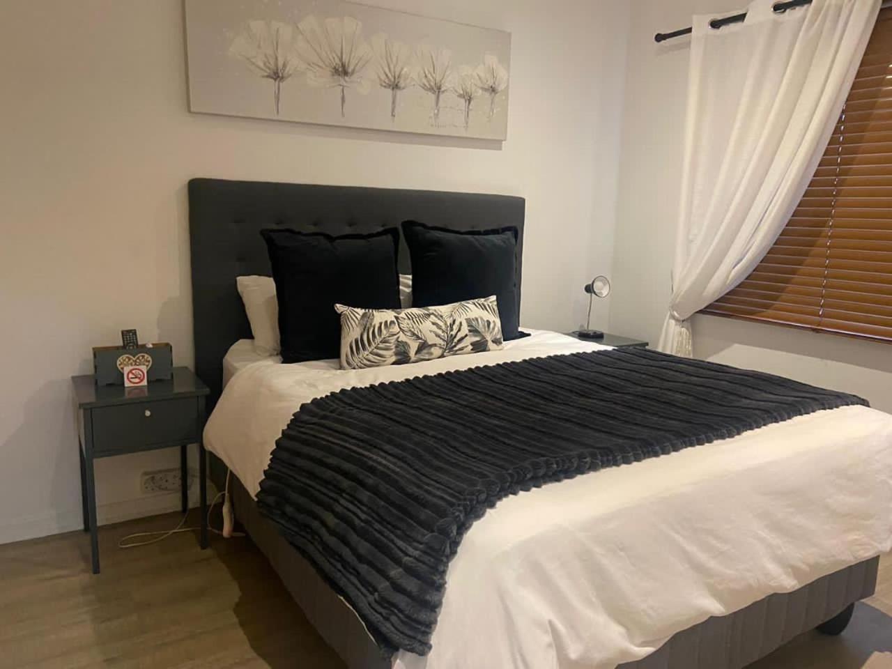 Karoo Heart Apartment Beaufort West Bagian luar foto